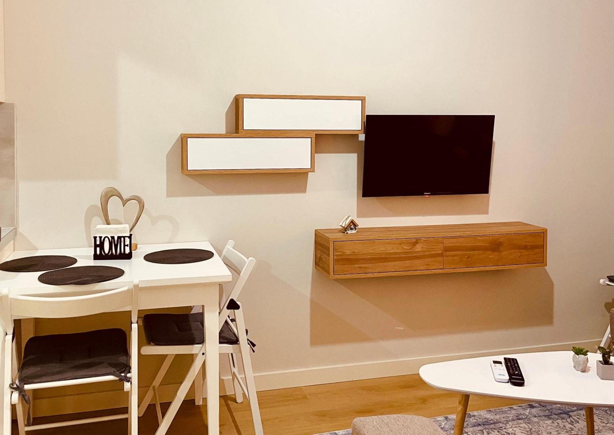 Home Inn Apartment Near City Center Tirana Zewnętrze zdjęcie