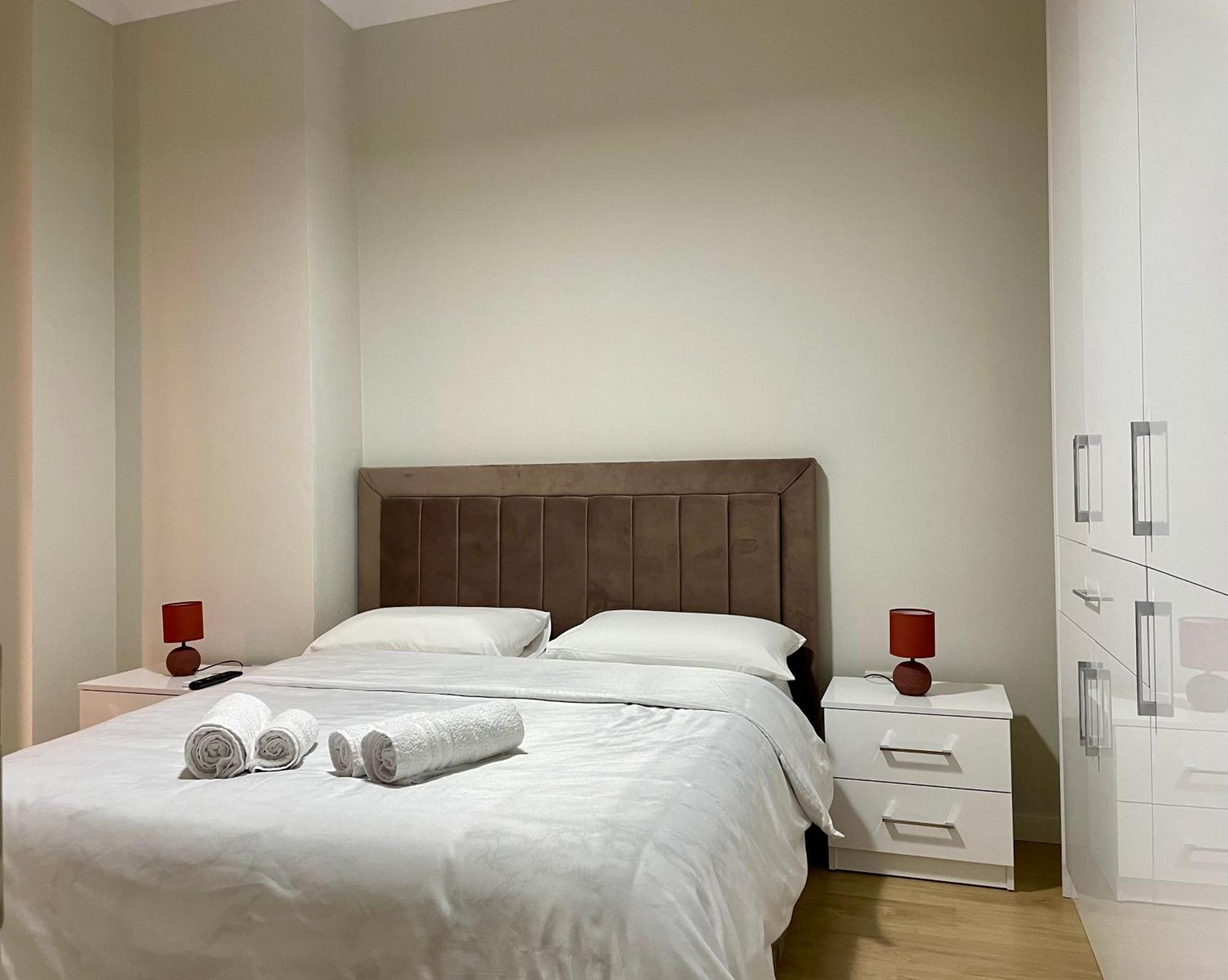 Home Inn Apartment Near City Center Tirana Zewnętrze zdjęcie